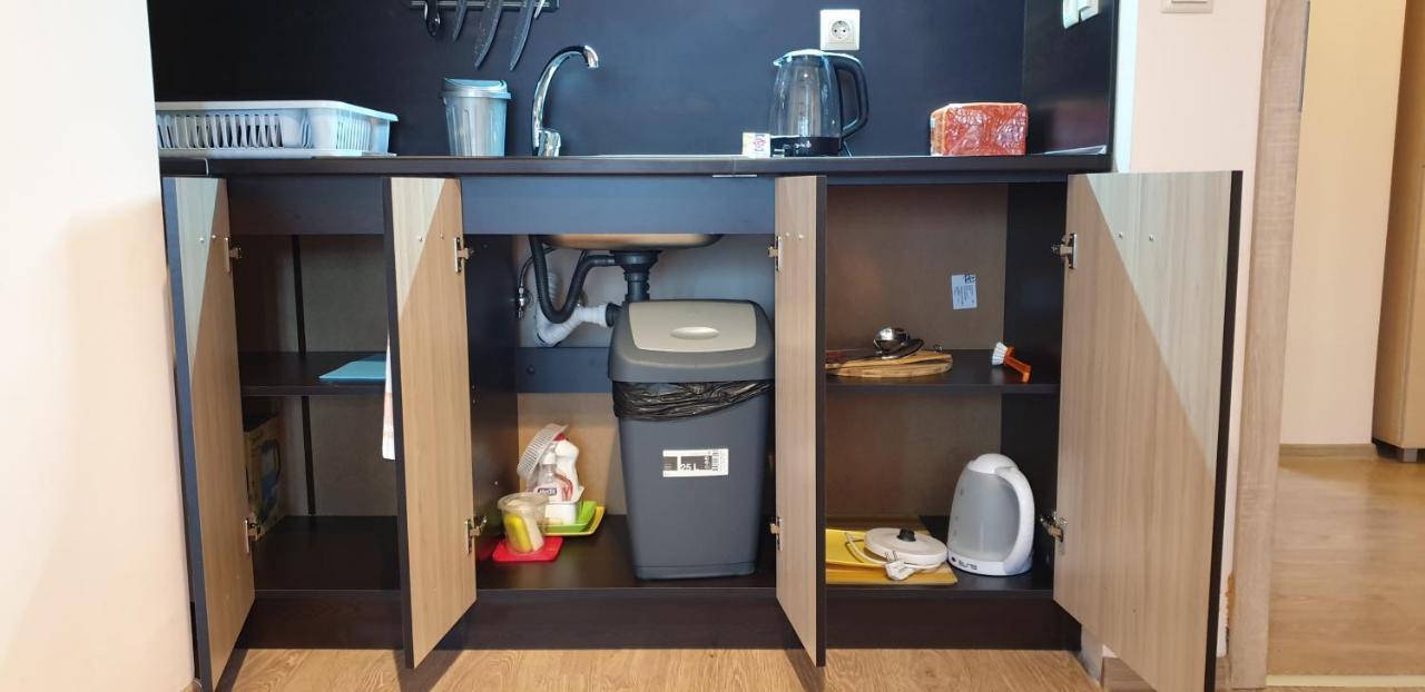 Family Holiday Apartments Breez 1 Варна Екстериор снимка